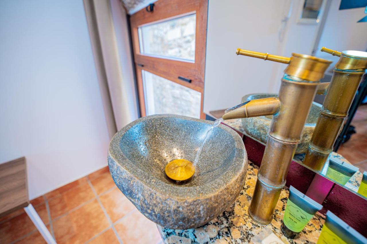 Apartamento 2 En La Muralla Romana Junto A La Catedral Tarragona Zewnętrze zdjęcie